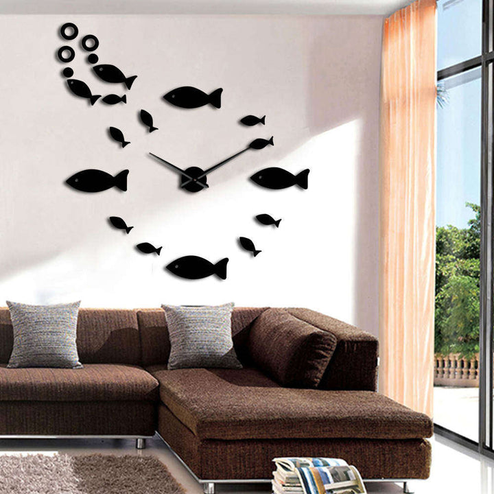 EchoClock - Sleek Mirror Wall Design