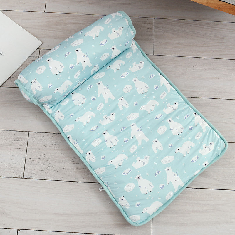 Cooling Mat Ice Silk for Dogs and Cats – Self-Cooling Without Electricity |