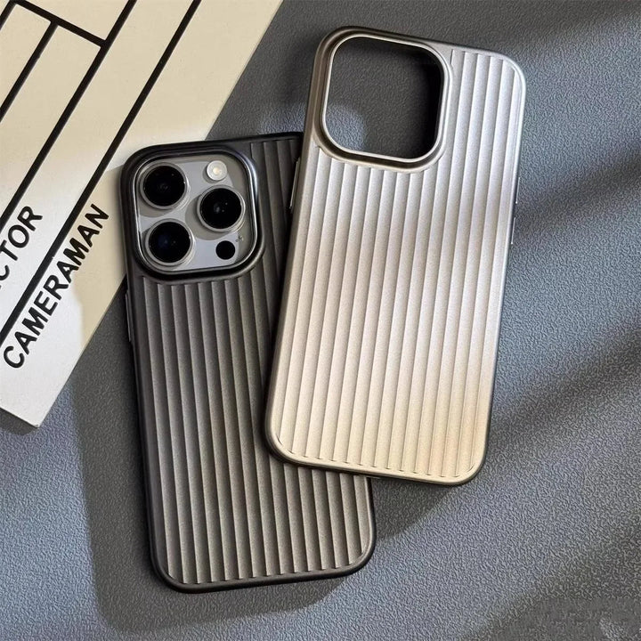 NoviroaShield | Ultra-thin shockproof phone case with drop protection |