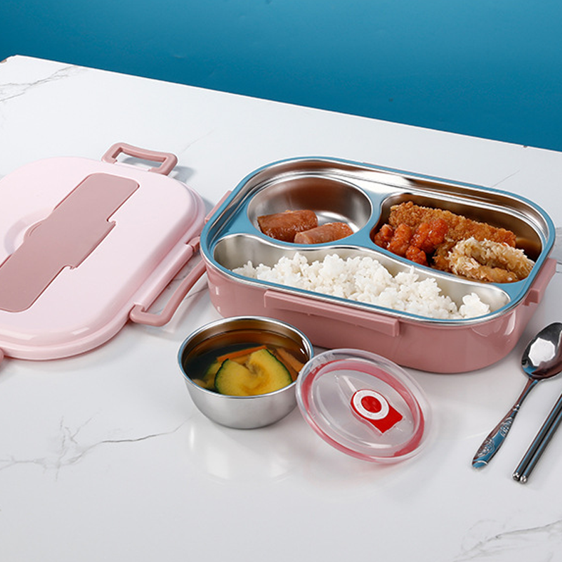 Bento lunch box made of stainless steel