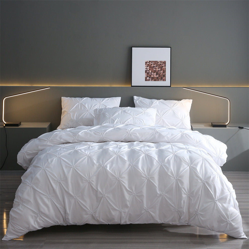丨 Embroidered Craft Three-piece Bedding Set (Pillowcase &amp; Quilt Cover)