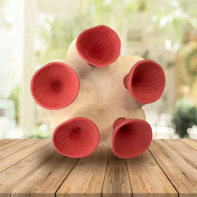 Drinking cup for bees and insects