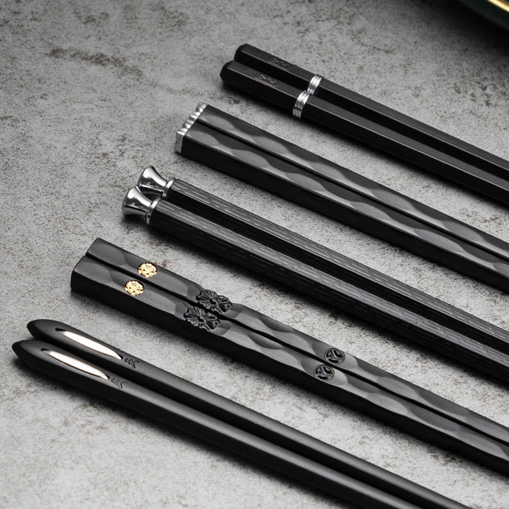 DineLux – Luxurious Chopstick Set with Refined Designs (5 Pairs)