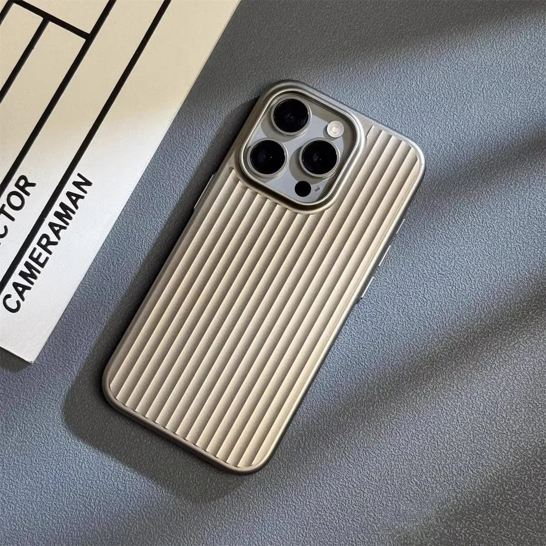 NoviroaShield | Ultra-thin shockproof phone case with drop protection |