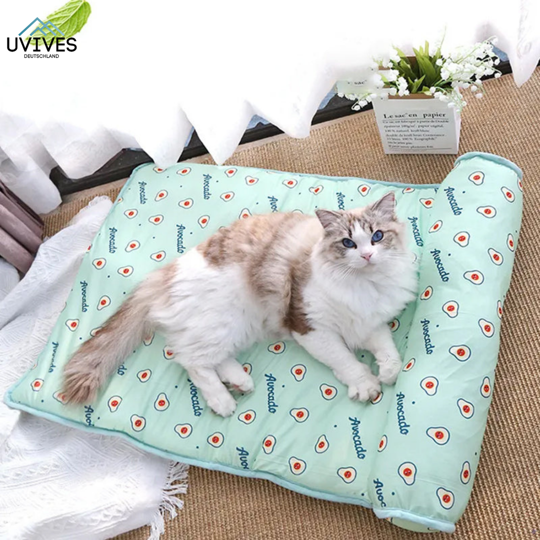 Cooling Mat Ice Silk for Dogs and Cats – Self-Cooling Without Electricity |