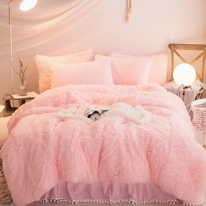 Three-Piece Velvet Bedding Set with Velvet Finish