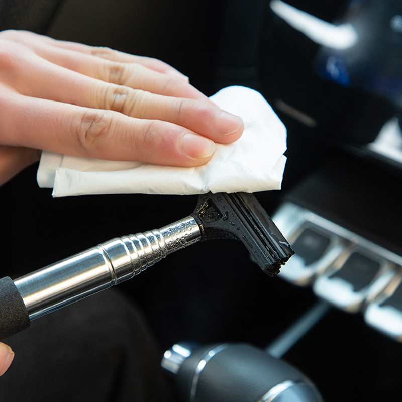 Entrance adjustable rearview mirror dryer
