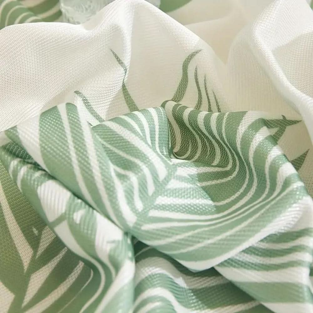 FreshLeaf - Enchanting, airy sofa cover