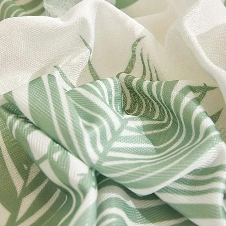FreshLeaf - Enchanting, airy sofa cover