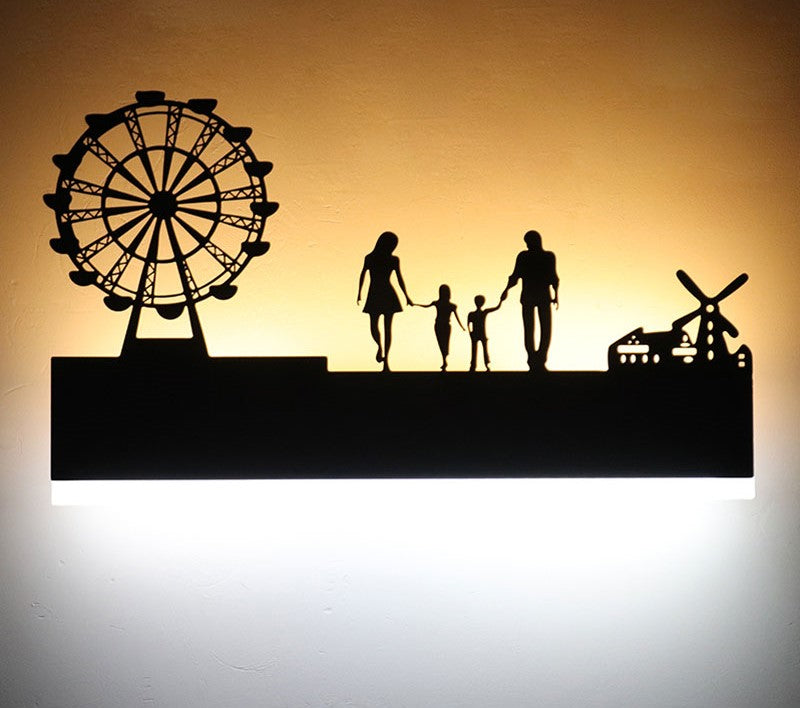 Wall lamp with versatile design
