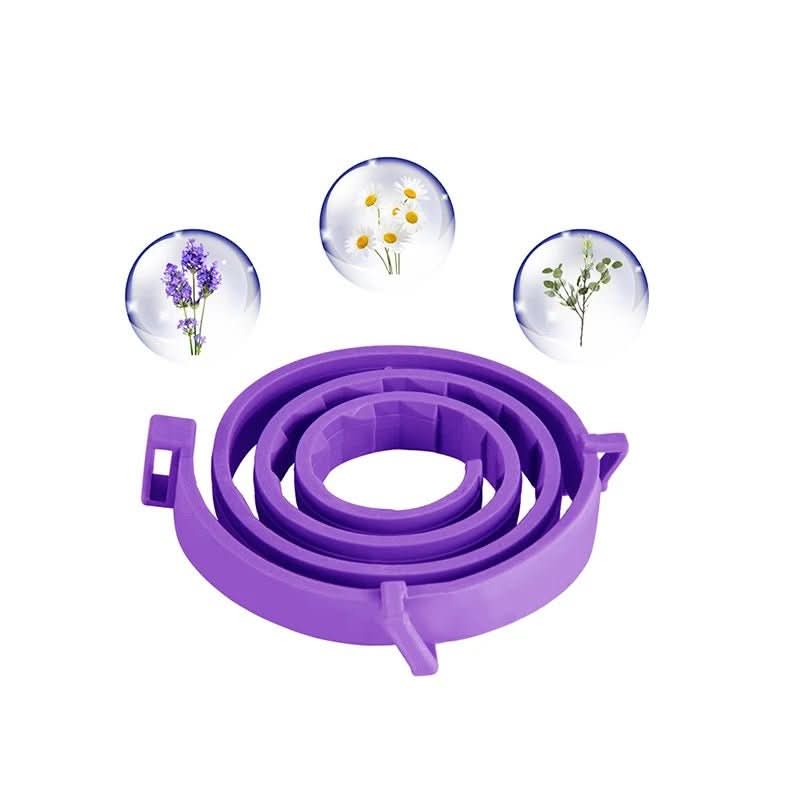 Calming collar with pheromones for relaxed dogs