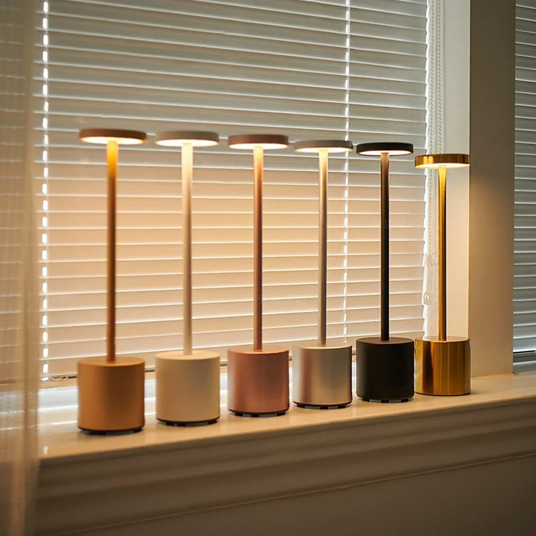 Classic wireless lamp - Touch sensor LED desk lamp with 3 adjustable color temperatures