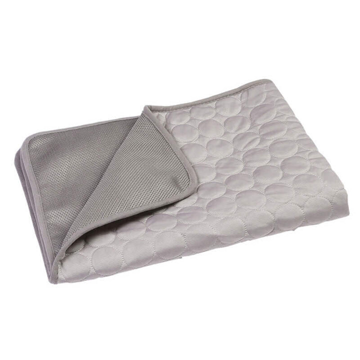 Self-Cooling Mat for Four-Legged Friends Ideal for Hot Summer
