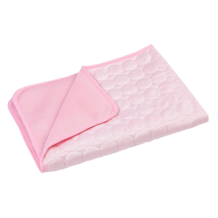 Self-Cooling Mat for Quadrupeds Perfect for Hot Summer