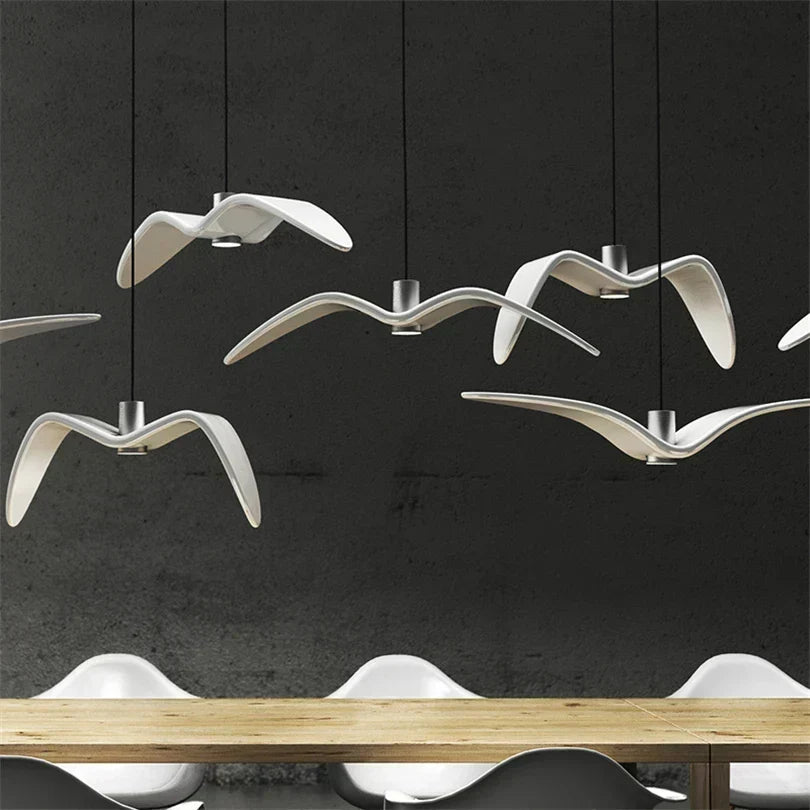 BeakBrilliance - Design Bird Lamp for Unique Interiors