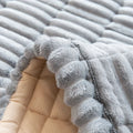 WarmHaven - Premium-Jacquard-Sofa cover for all-year comfort