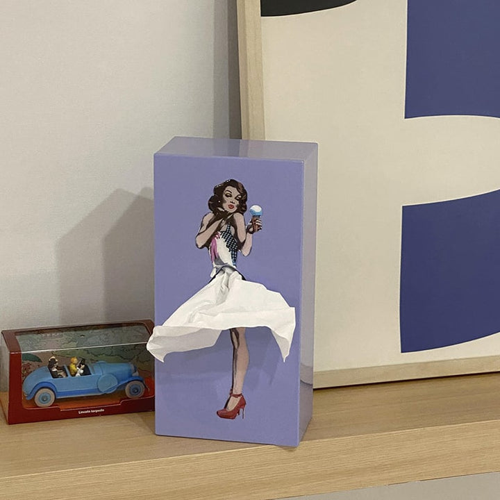 Unique Tissue Holder
