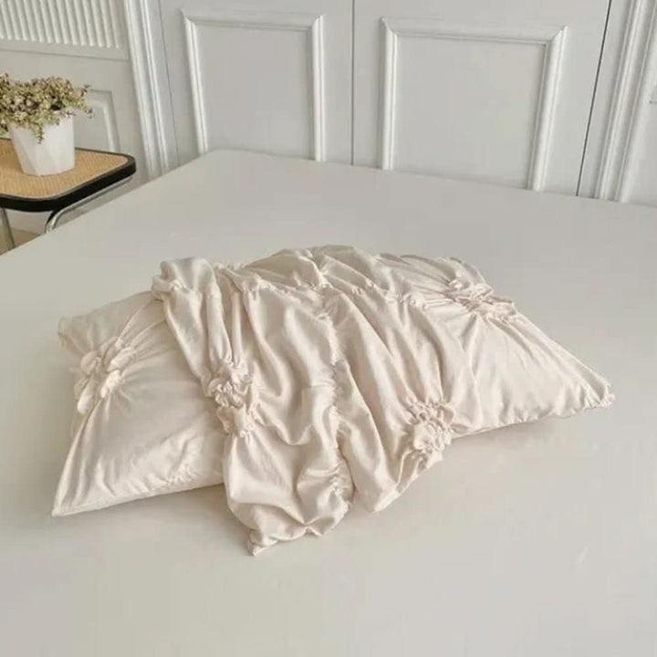 Elegant Ruffle Flower Duvet Cover Set made of Microfiber