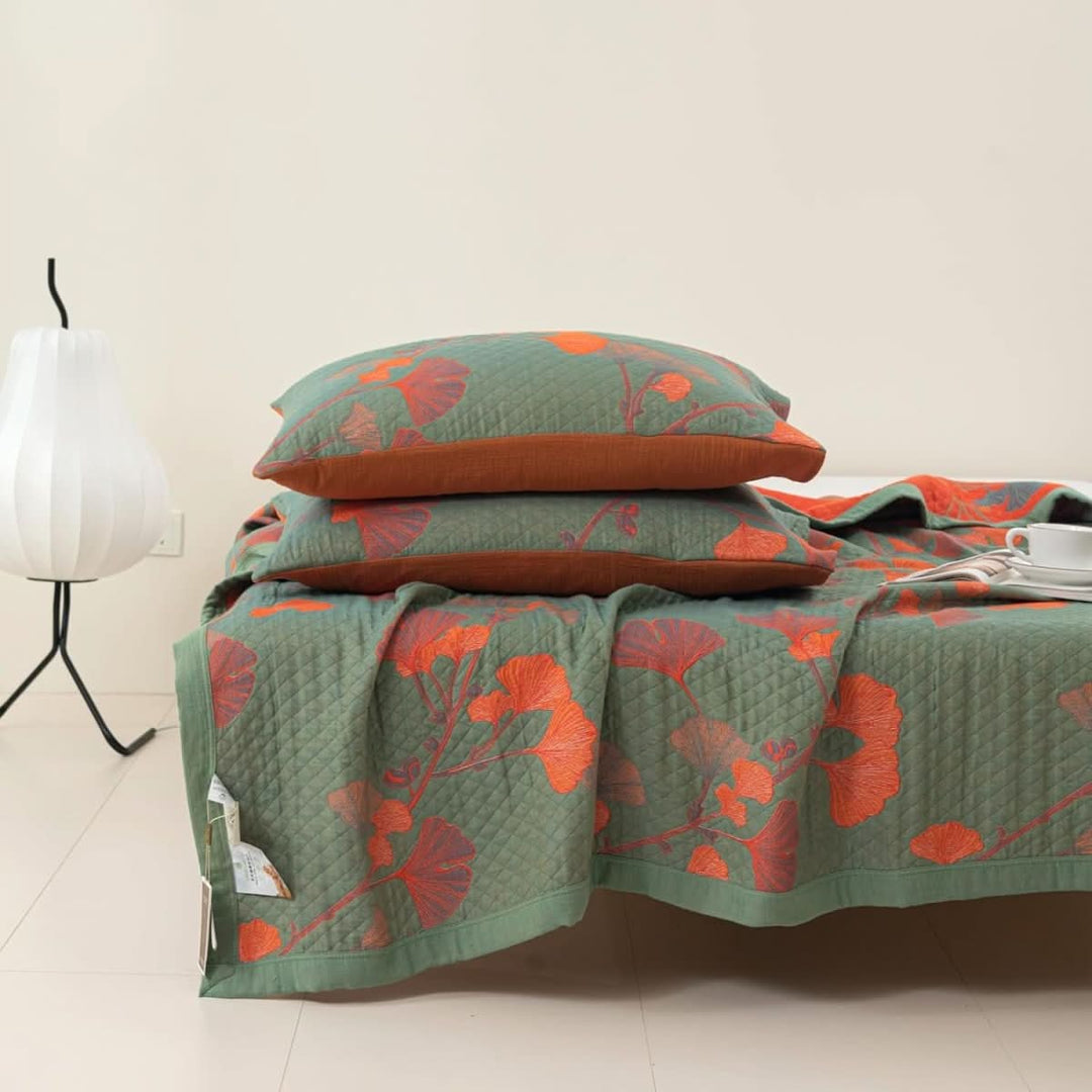 Cotton Bedding Set with Botanical Design