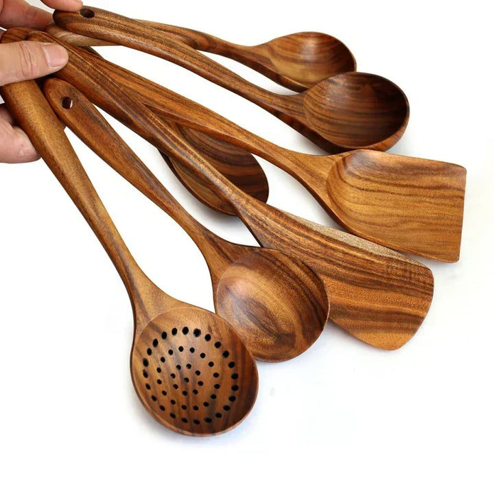 NordTeak 7-piece kitchen helper set – premium teak wood tools for stylish and versatile cooking