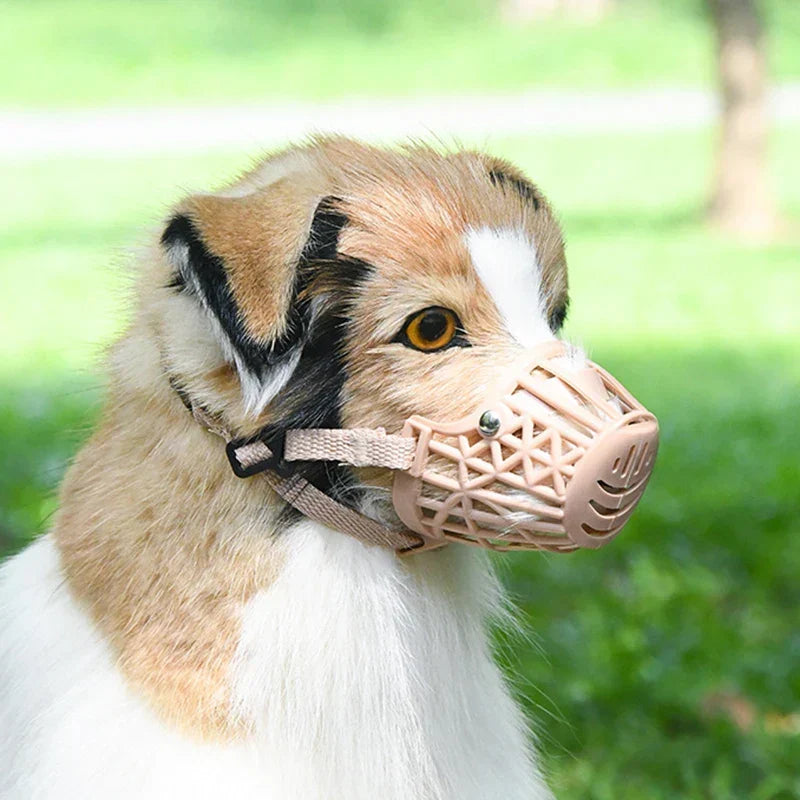 Breathable dog muzzle with comfortable fit