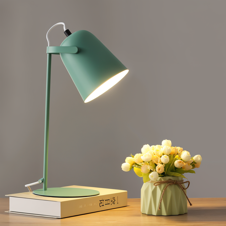 Macaron – Adjustable Nordic Table Lamp for a Stylish Office