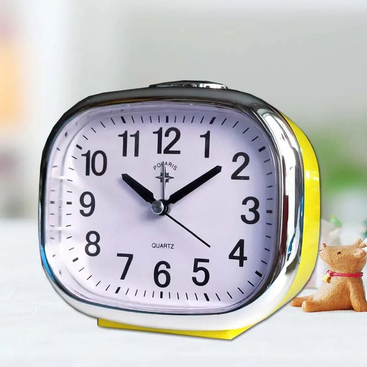 Silent Night bedside clock – Alarm clock with night light and snooze function