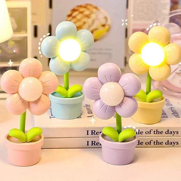 Cute Flower Night Light for Children – LED Table Lamp in Flower Design for the Children&