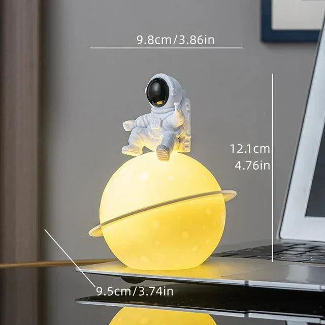 AstroLume Astronaut Sculpture with Planet Night Light | Modern Decorative Highlight | Environmentally Friendly PVC &amp; ABS | 9.8 x 12.1 cm