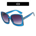 Women's oversized sunglasses in modern square design with mirrored lenses