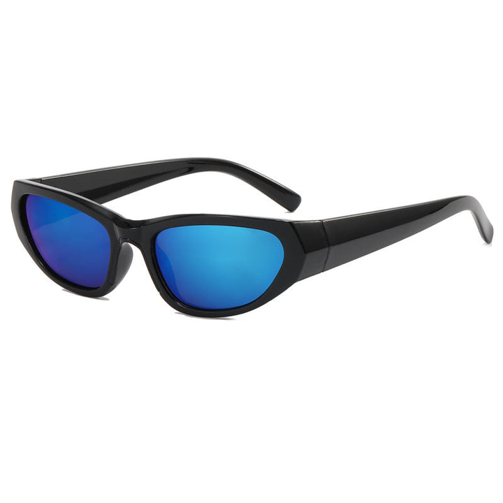 Ladies fashionable sunglasses with mirrored lenses