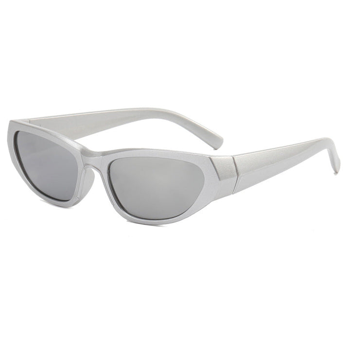 Ladies fashionable sunglasses with mirrored lenses