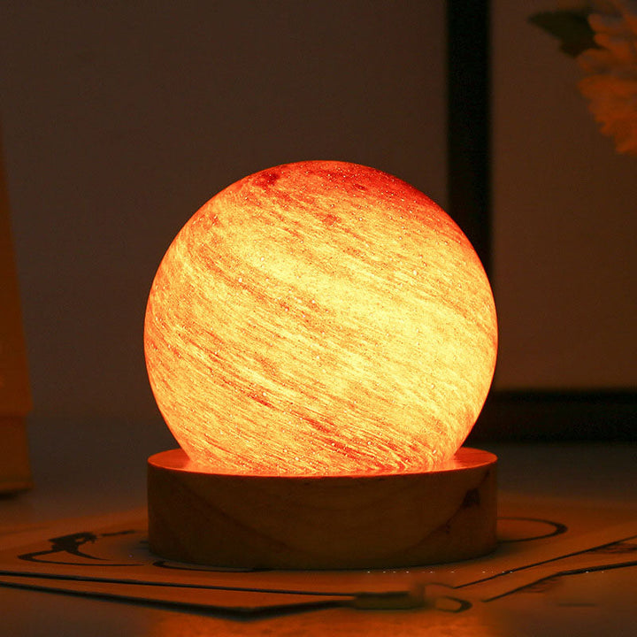 Enchanting Planet Lamp – A Universe of colors and Dreams