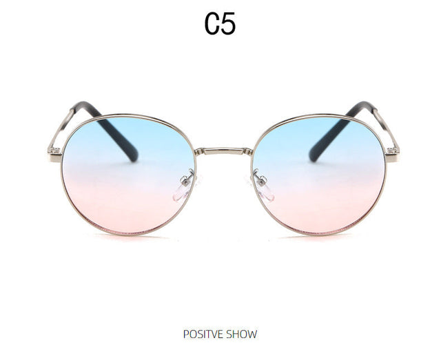 Women's fashionable sunglasses with mirrored gradient
