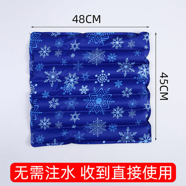 Ladies cooling mat with innovative snowflake structure