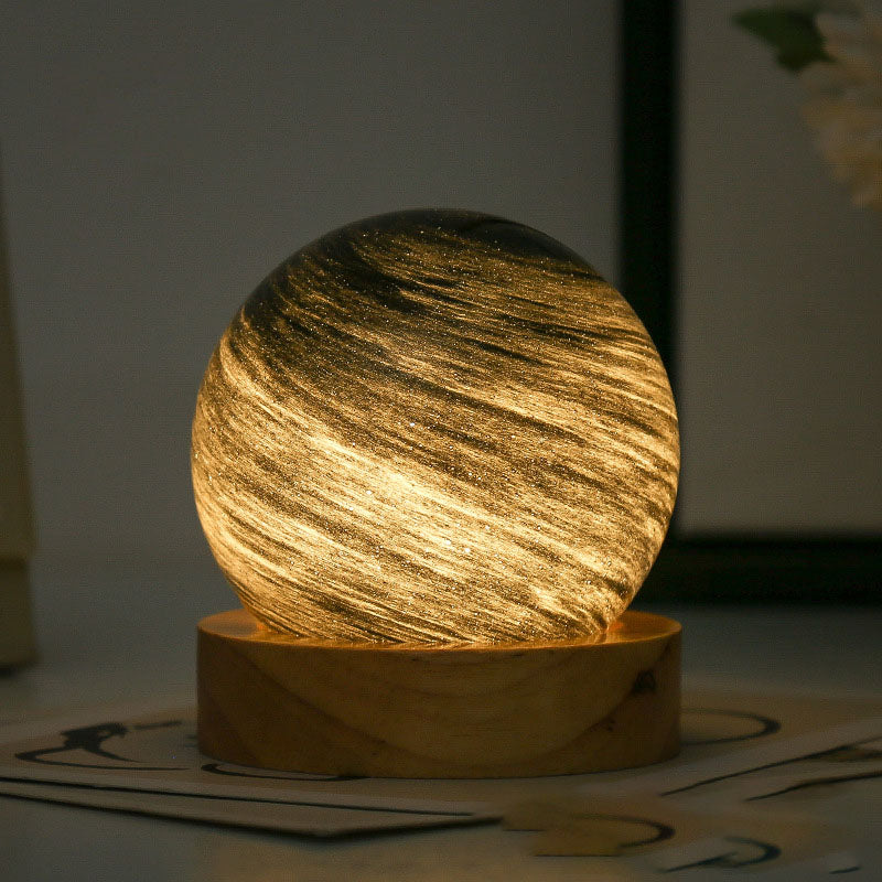 Enchanting Planet Lamp – A Universe of colors and Dreams