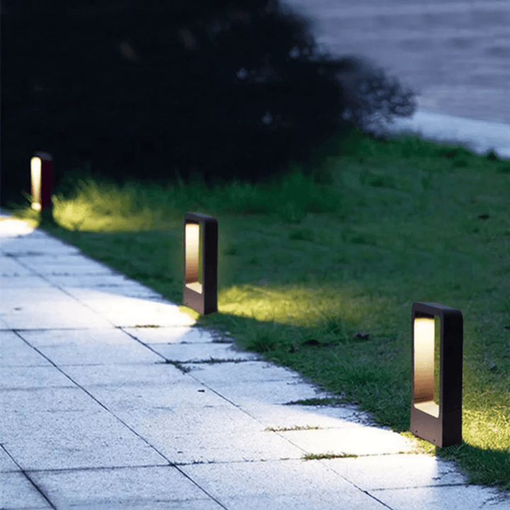 Harmonious Floor Lamp for Outdoor Areas