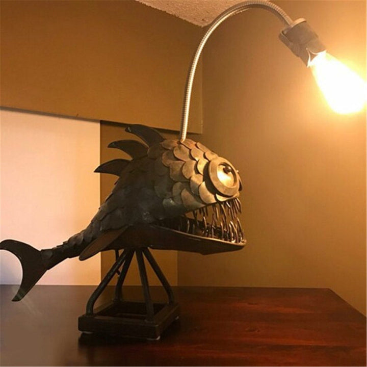 Retro Table Lamp Anglerfish Light with Flexible Lamp Head Artistic Table Lamps for Home Bar Café Home Art Decorative Ornaments