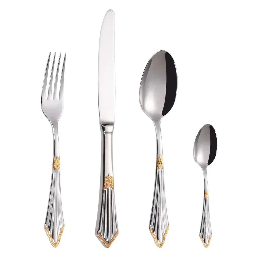 Elegant cutlery set in gold design