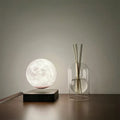 AromaLuxe – Elegant scent diffuser with minimalist design for a calming atmosphere