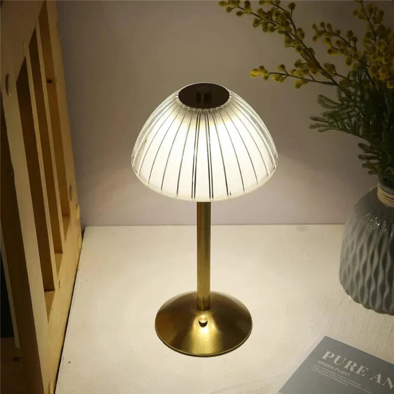 GlassGleam | Cordless three-color LED table lamp with dimming function