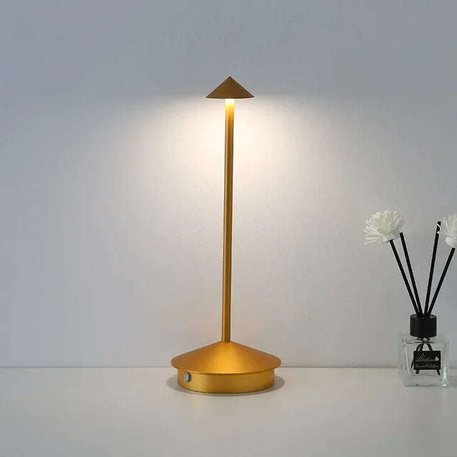 Rechargeable Table Lamp Creative Dining Room Touch Led Hotel Bar Coffee Pina Pro Table Lamp Decorative Desk Lamp