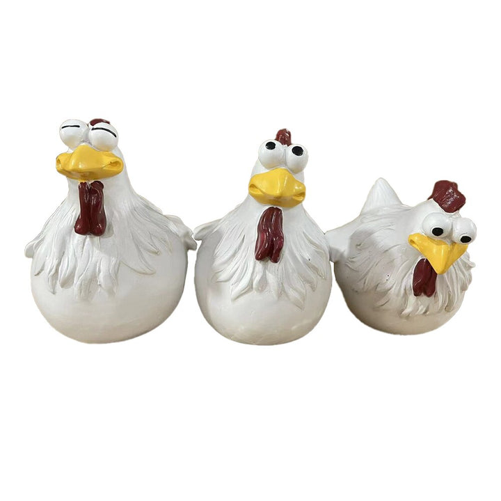 Playful Chicken Wire Decor: Playful Garden Yard Art