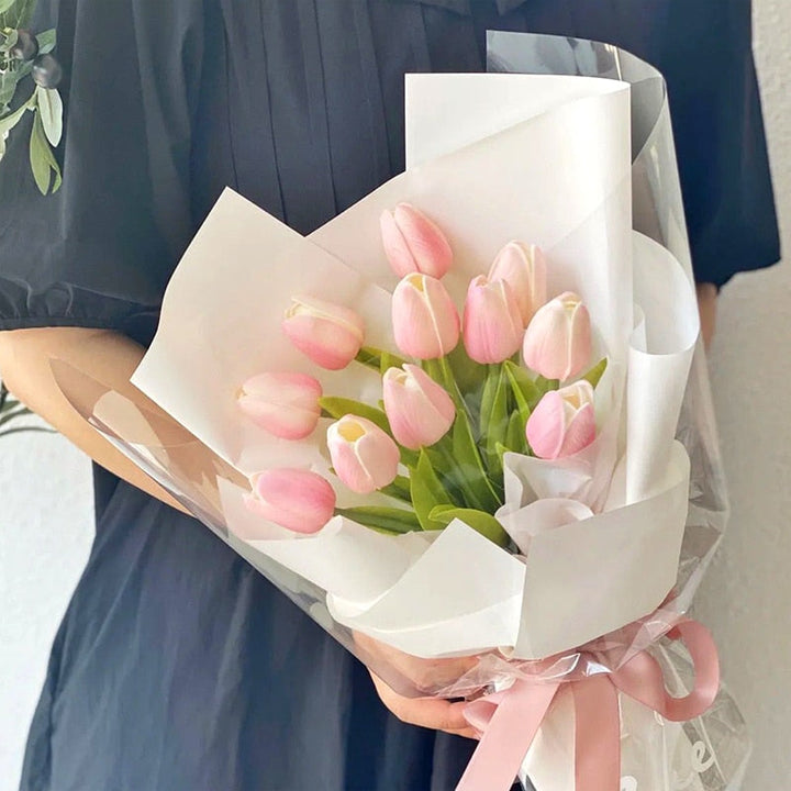 Life-like Tulip Bouquets for Every Occasion - Alyssa
