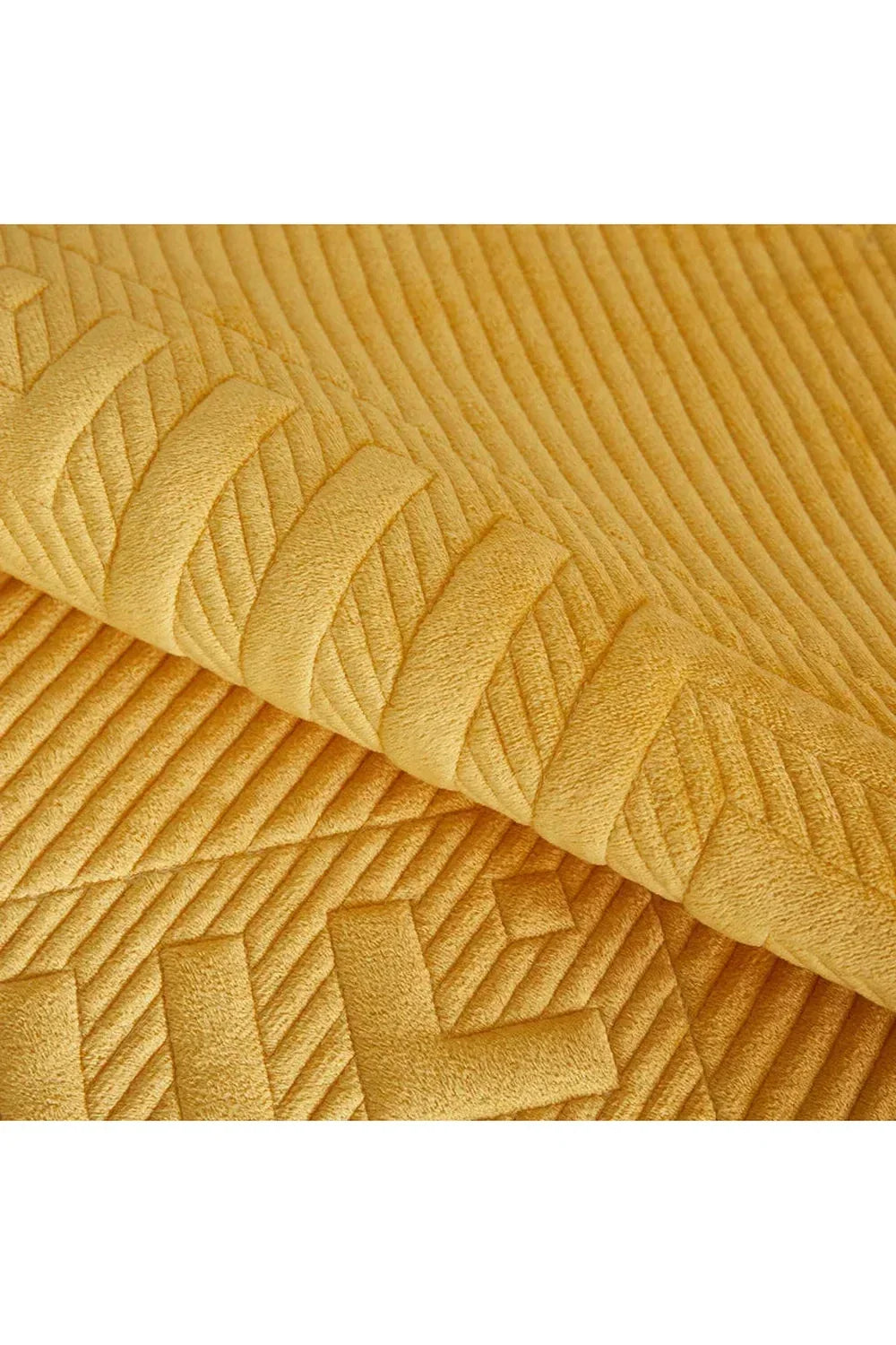 Soft Quilted Sofa Cover |