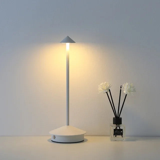 Rechargeable Table Lamp Creative Dining Room Touch Led Hotel Bar Coffee Pina Pro Table Lamp Decorative Desk Lamp