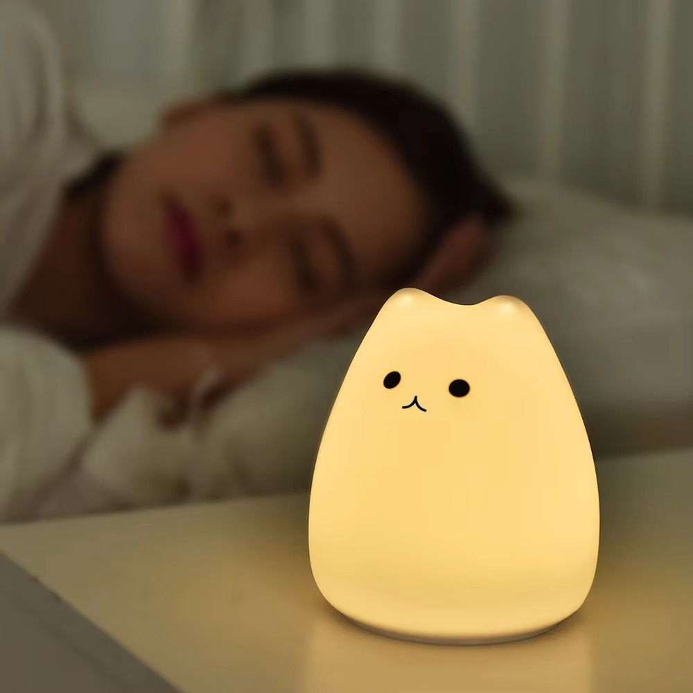 Charming Cat Silicone Night Light with 7-color Touch Sensor