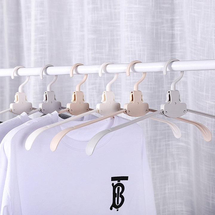 Easy fold width foldable hangers