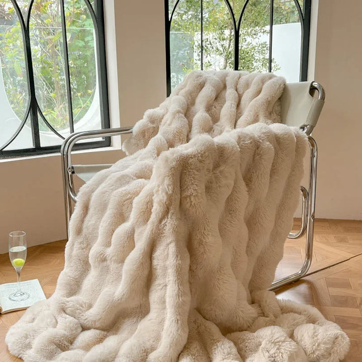 PlushCozy | Faux Fur Winter Blanket