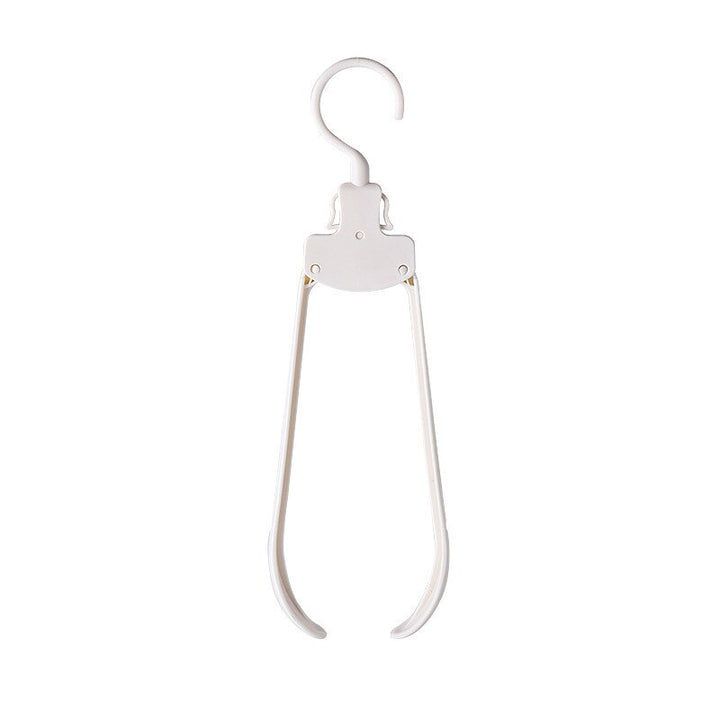 Easy fold width foldable hangers
